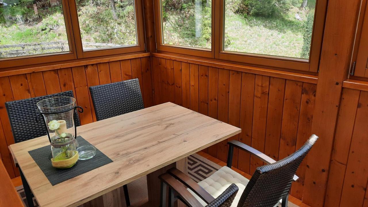 Gaestehaus Almrausch, Ferienanlage Mit Pool Nassereith Exterior foto