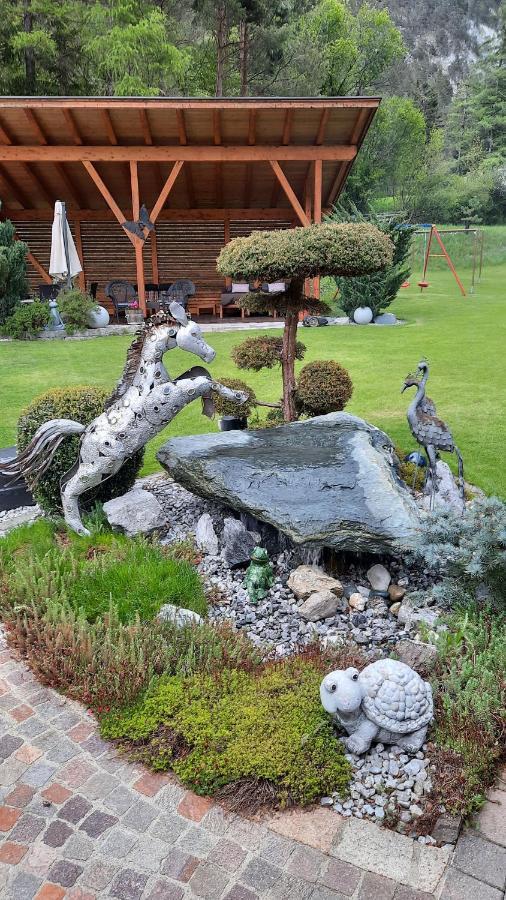 Gaestehaus Almrausch, Ferienanlage Mit Pool Nassereith Exterior foto
