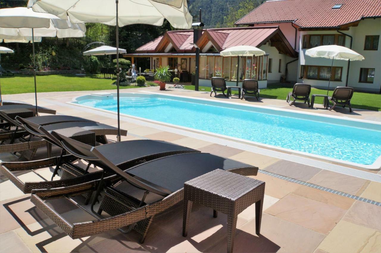Gaestehaus Almrausch, Ferienanlage Mit Pool Nassereith Exterior foto