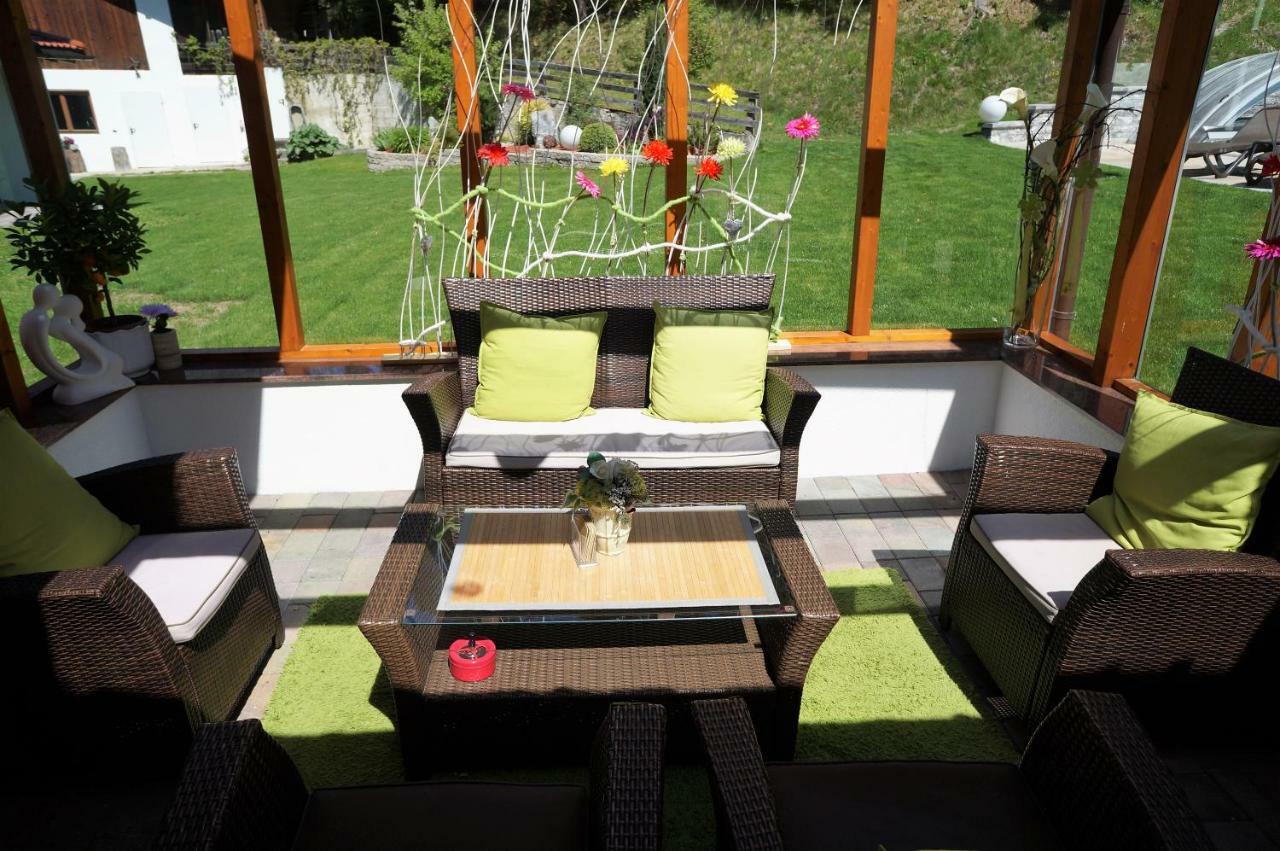 Gaestehaus Almrausch, Ferienanlage Mit Pool Nassereith Exterior foto